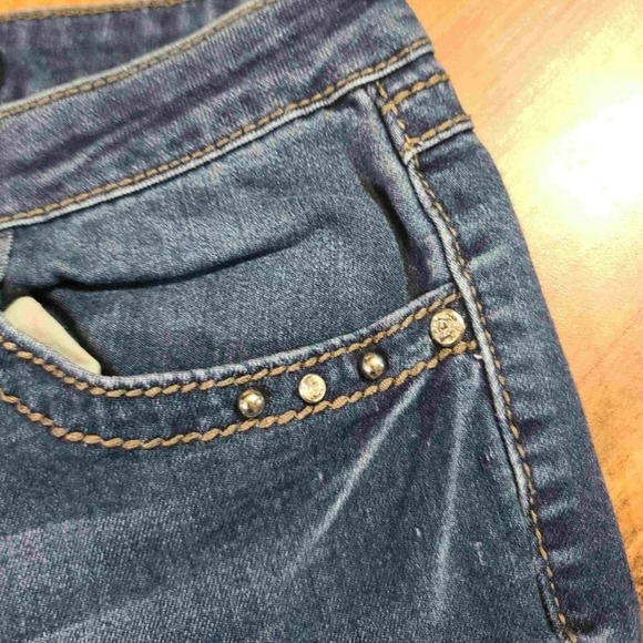 Plus Cropped Earl Jeans relaxed fit plus denim jeans - Picture 3 of 7